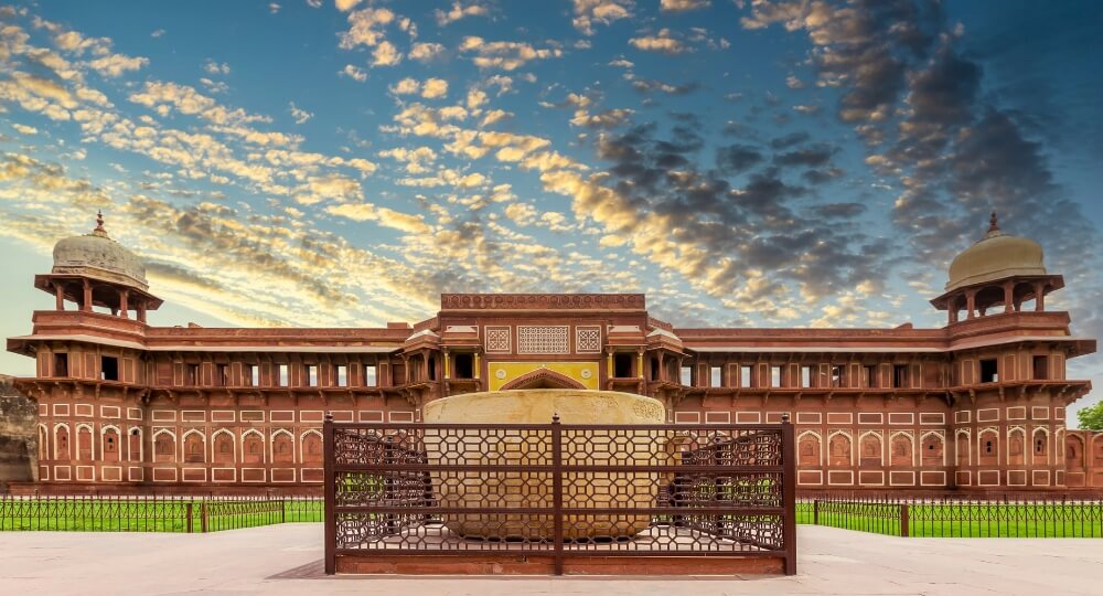 jahangiri mahal orchha palace