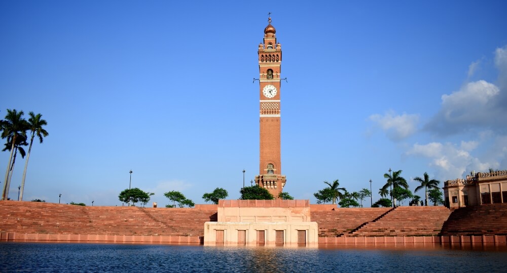 clock tower monument lucknow