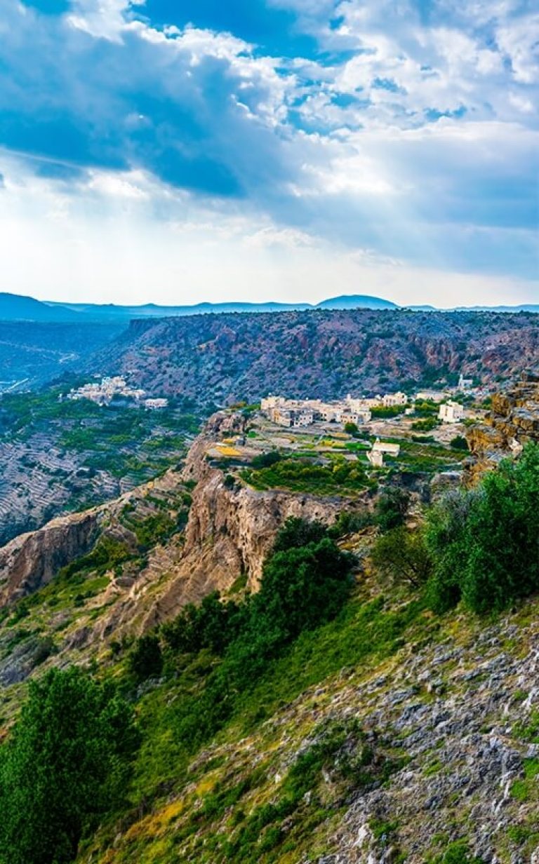 oman jebel akhda mountain