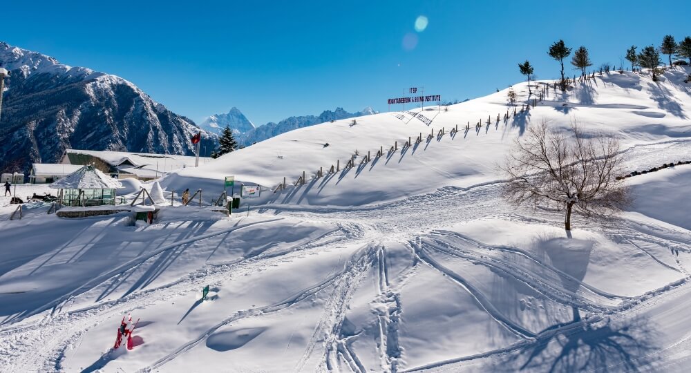 auli ski slopes snowfield