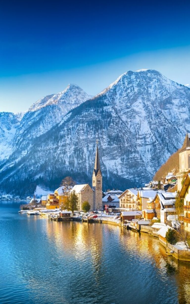 hallstatt alpine village