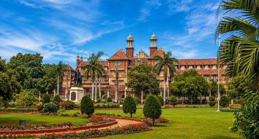 sayaji baug vadodara garden