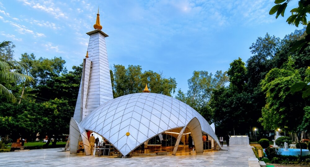 eme temple vadodara
