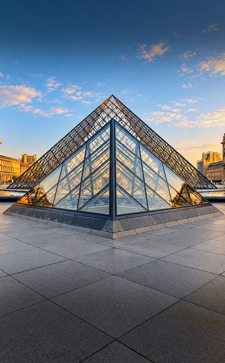 louvre museum paris france